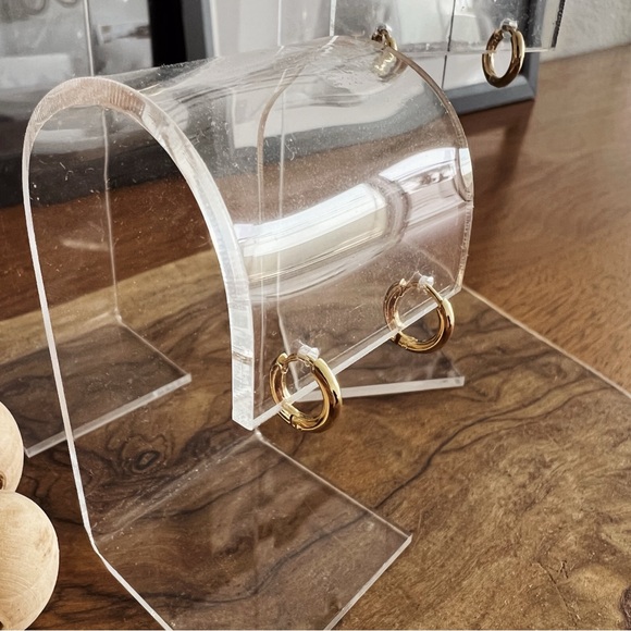 18K GOLD PLATED MINI HOOPS - Picture 3 of 6